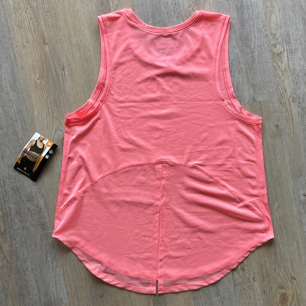 Workout Top - Picture 2 of 4